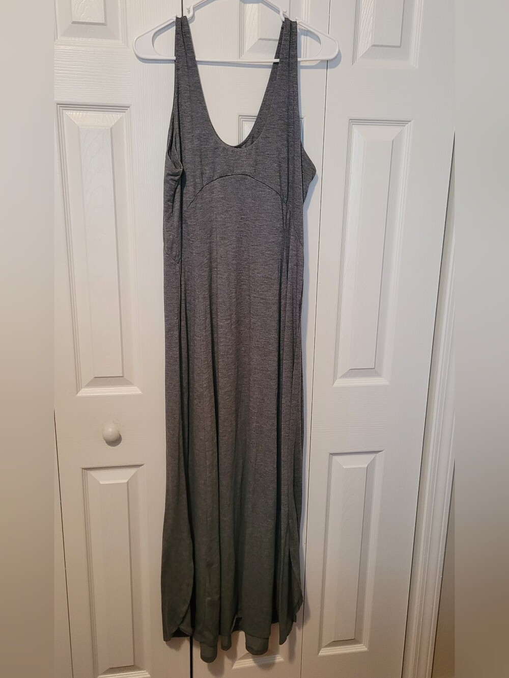 Women's Gray Sleeveless Maxi Dress